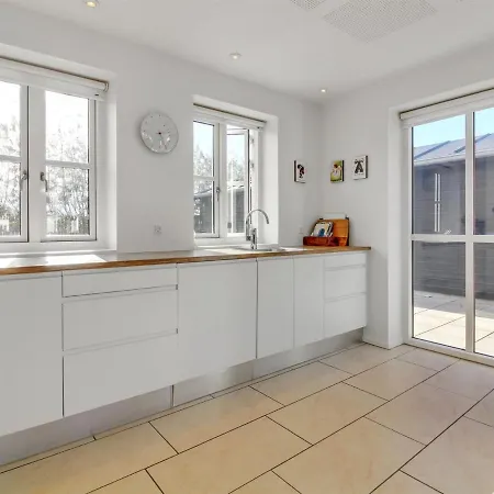 Kimon - 600m From The Sea By Interhome Lokken